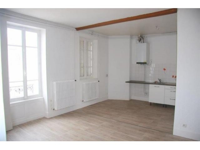 3 bedroom Flat For Sale: 63140..
