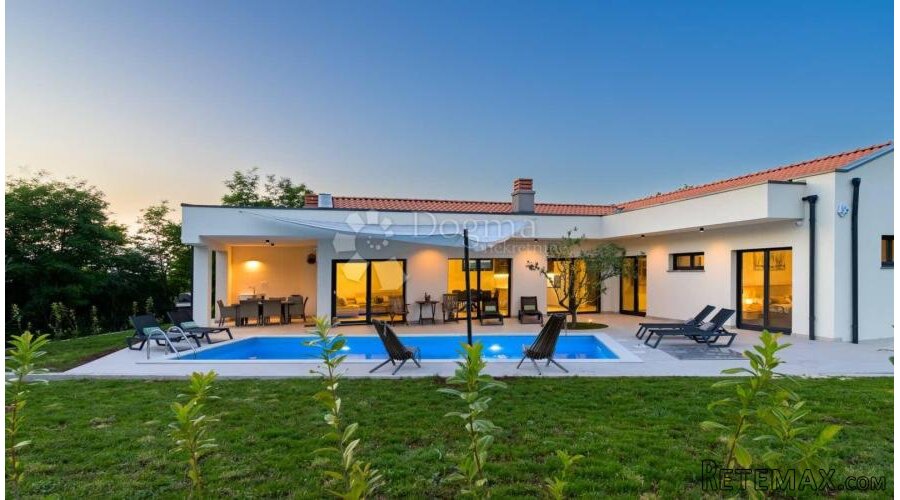 NOVA KUĆA S BAZENOM, POTPUNA PRIVATNOST - BLIZU ROVINJA - 2