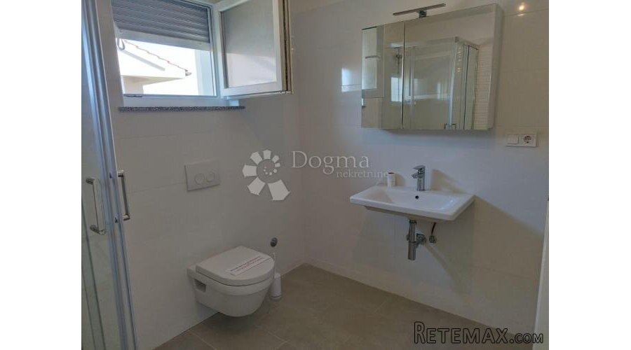 APARTMAN S POGLEDOM NA MORE - MALINSKA - 6