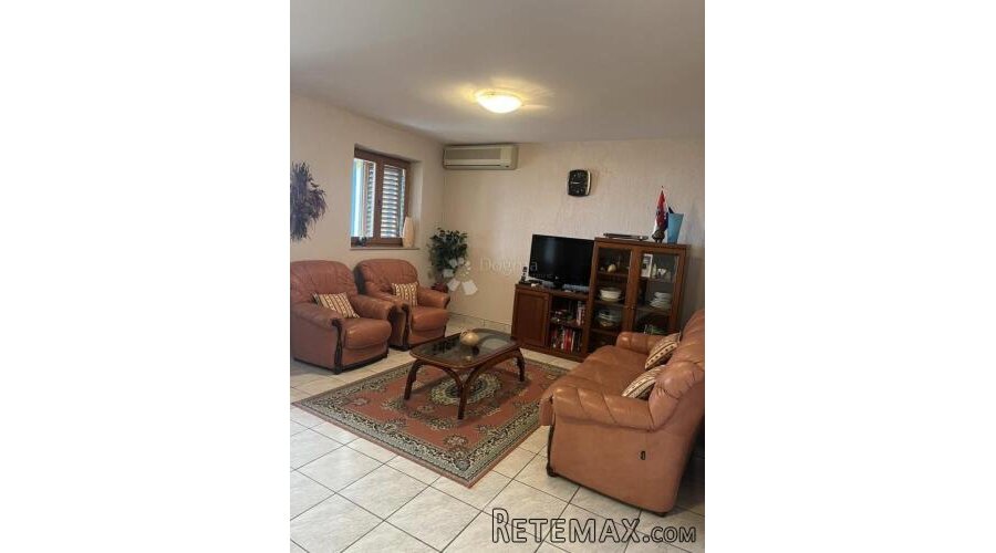 Malinska, apartman na sjajnoj lokaciji