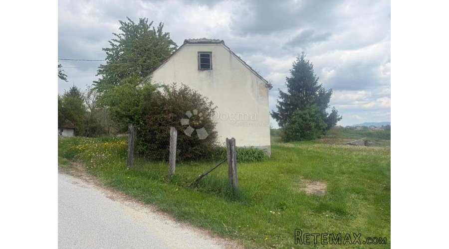 KUĆA + ZEMLJIŠTE 1330 m2 - POTENCIJAL - 2