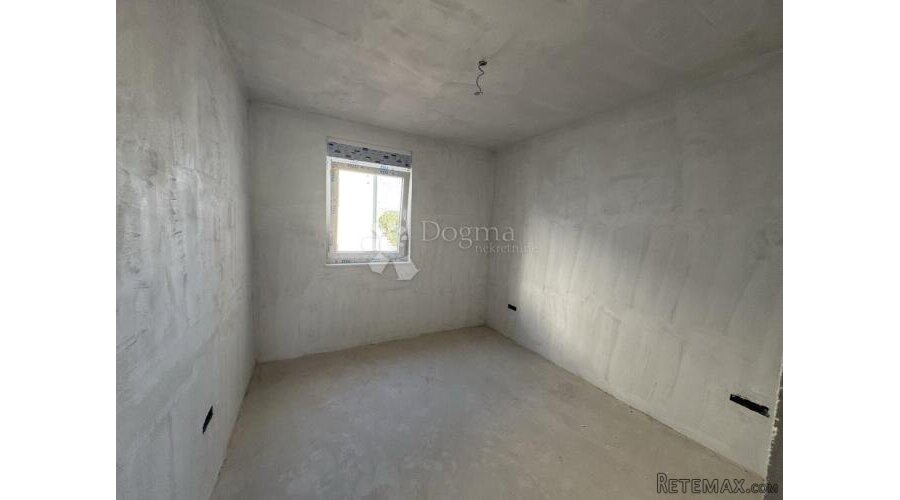 NOVOGRADNJA, APARTMAN U PRIZEMLJU - 3