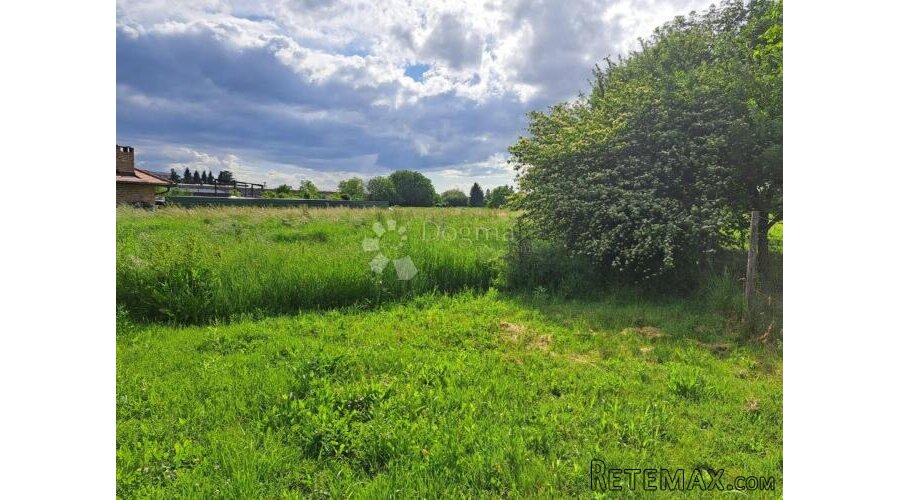 Nova Gradiška - građevinsko zemljište za 60 stanova u blizin