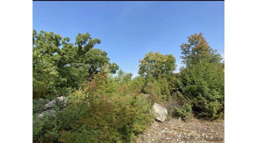 Građevinsko zemljište Maslenica 1235m2 - 3