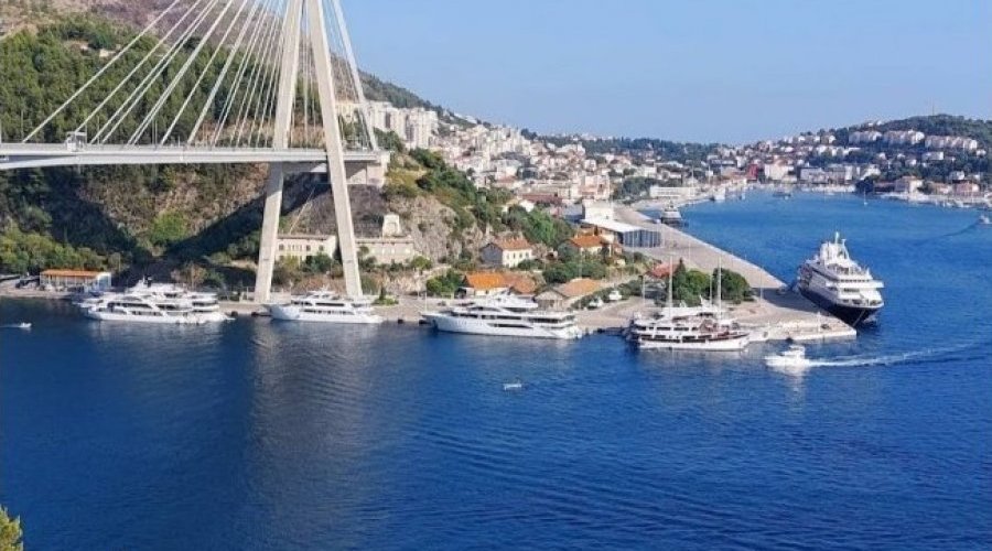 Plac na moru Peljesac-Hrvatska - 5