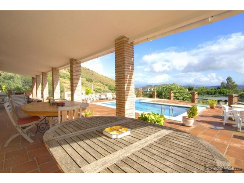 5 bedroom Villa - 2