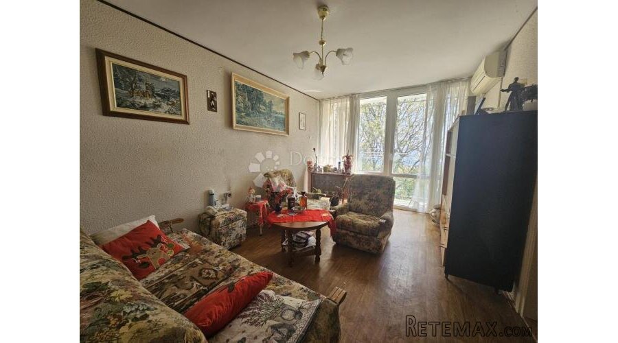 Dvosoban stan na Turniću!