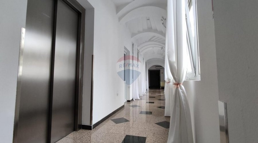 Velika Gorica, hotel 1.300 m2, 25 soba, wellness - 6