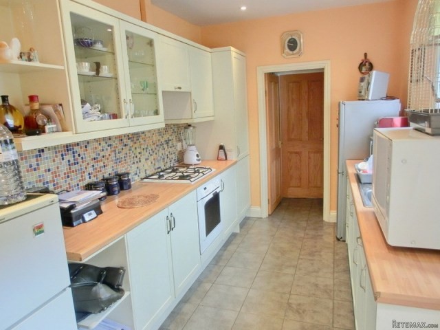 2 bedroom house in Minster On Sea.. - 2