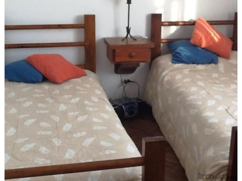 4 Bedroom House - For Rent - Peninsula - 2