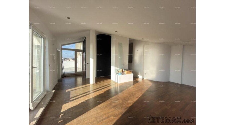 MEDULIN – penthouse s otvorenim pogledom na more, 150 m od o.. - 3