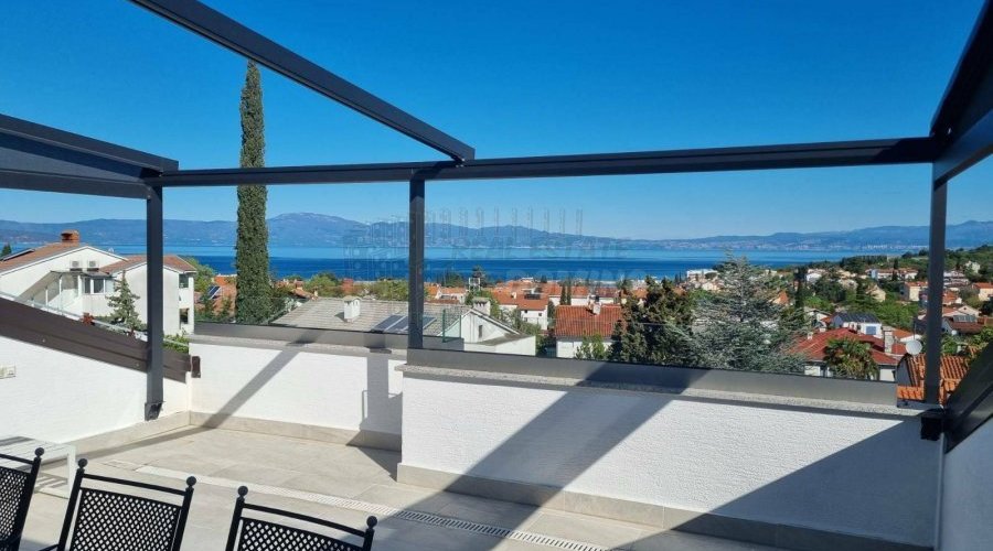 Apartman s panoramskim pogledom na more! Malinska