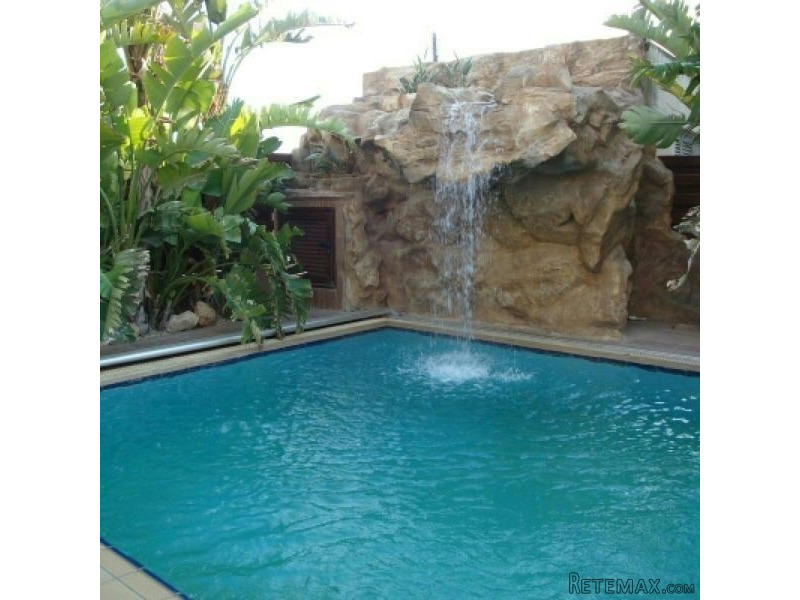 FOR RENT 4 BED PLUS ATTIC ROOM LUXURY.. - 2