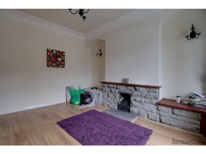 4 bedroom, Terraced House house for sale - 2