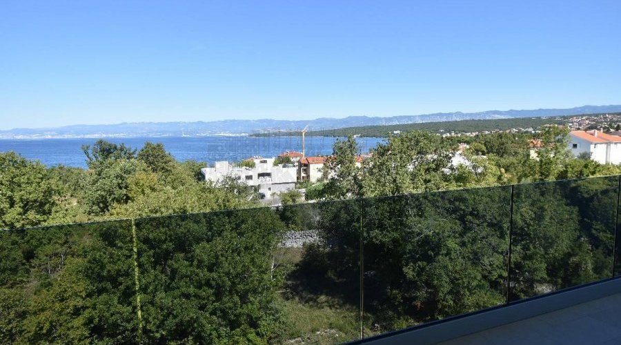 Ekskluzivni penthouse s krovnim bazenem i fantastičnim..