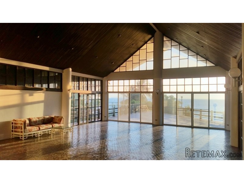 Beachfront estate, 3 bedrooms, within a.. - 2