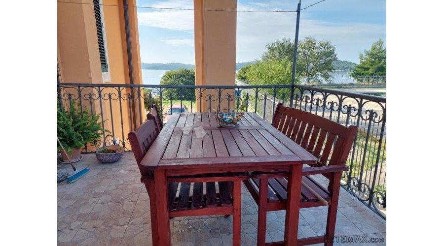 Sibenik grad - prekrasan stan na top lokaciji - 3