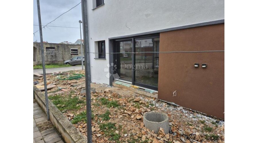 Vodice - nova kuća 130 m2 - povoljno S1 - 3