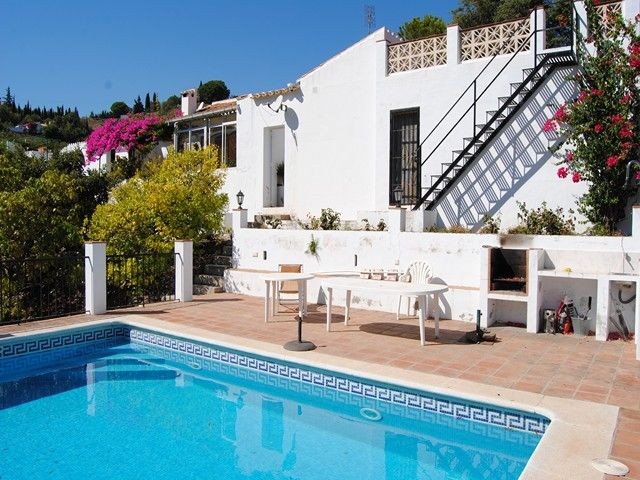 Country Houses for in Competa, Competa..