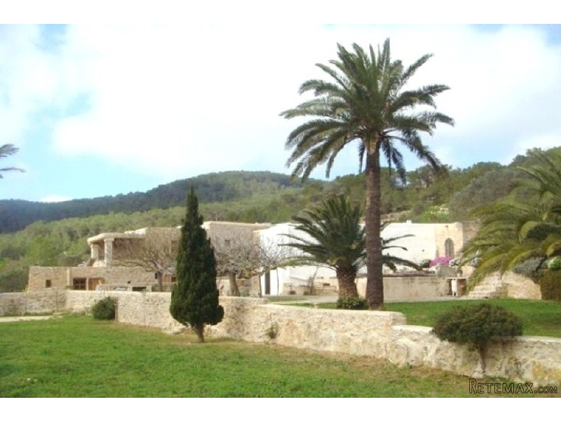 New renovated stone finca in the..