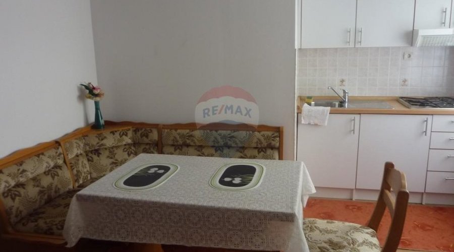Caffe bar, poslovni prostor i stan - 7