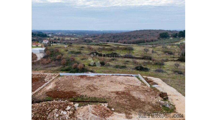 Višnjan, atraktivno zemljište s panoramskim pogledom na more - 2