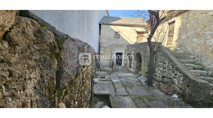 Tribalj, 110m2, samostojeća kamena kuća - 2