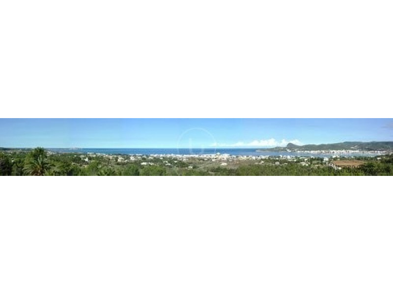 Monterey - unique property