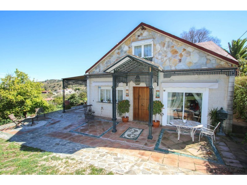 3 Bedroom Finca Villa
