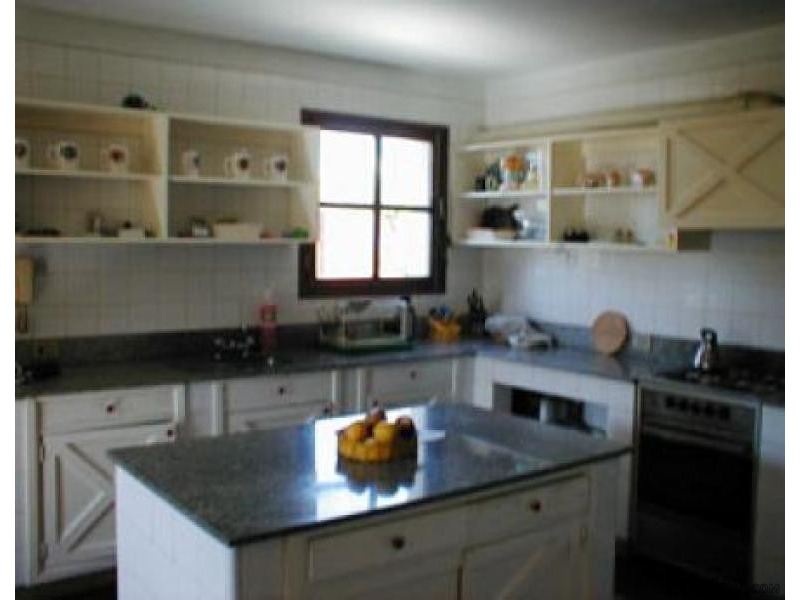 4 Bedroom House - For Rent -.. - 2