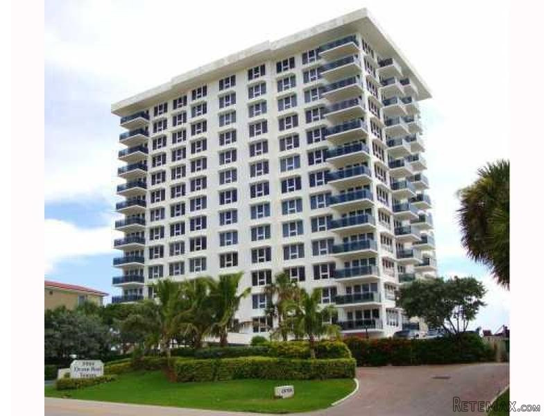 2066 N Ocean Blvd #2sw, Boca Raton, FL..