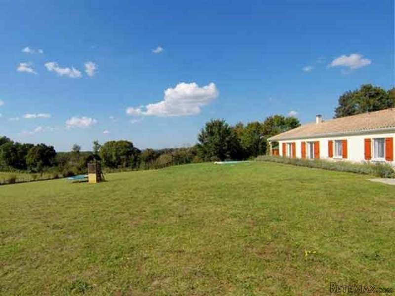 Comfortable 3-Bed Villa With Pool In.. - 2