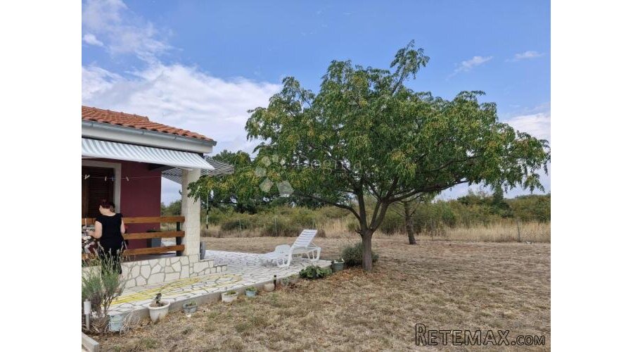 KUĆICA ZA ODMOR - 3