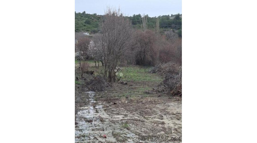 LJUBAČKI STANOVI- građevinsko zemljište - 3