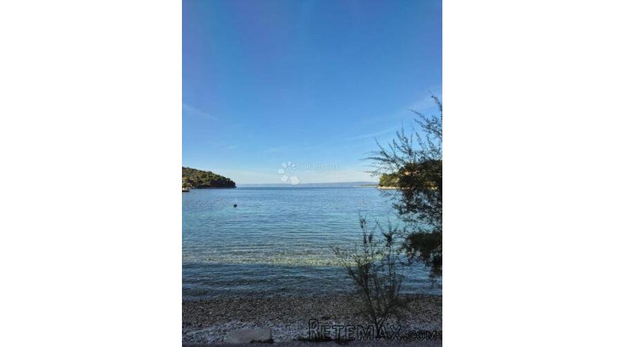 Predivna starina u centru mjesta 70m do plaže