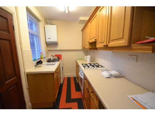 House - Great space for 2 students!.. - 2