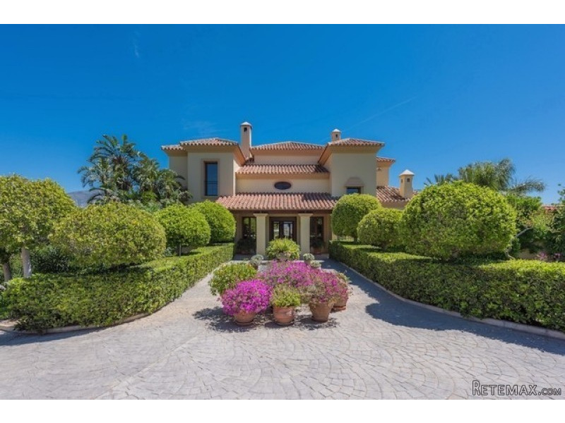 5 Bedroom Finca Villa - 2