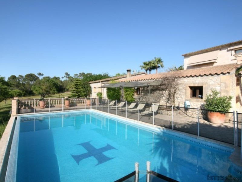 Equestrian Estate In The Center Of..