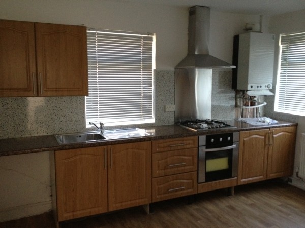 38 SCHOLEMOOR LANE - 2
