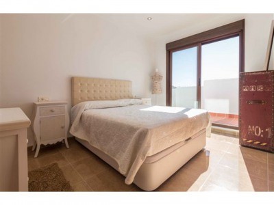 Terraced House - Semi-detached villa in.. - 2