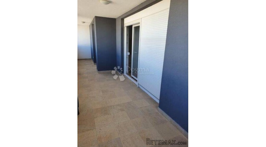 APARTMAN S BAZENOM MALINSKA - 2