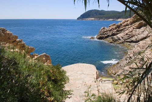 AVIA CATALANA 2 - HUTG-009949 Attached..