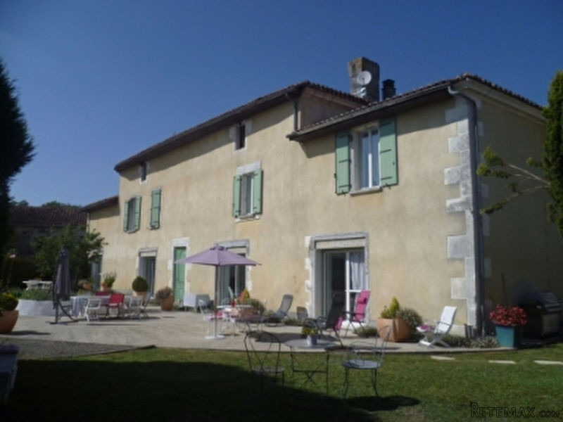 EC0887al Magnificent Charentaise House..