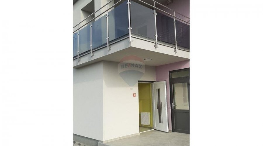Uredski poslovni prostor u Trnovcu; 182 m2 - 9