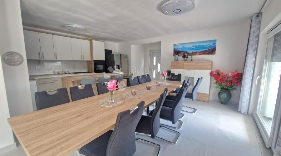 BRIBIR - APARTMAN 1 S BAZENOM