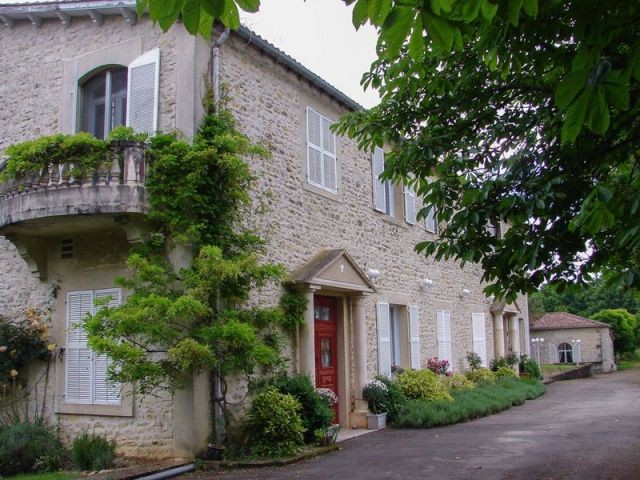 Impressive 5 Bed Charentaise Manor.. - 2