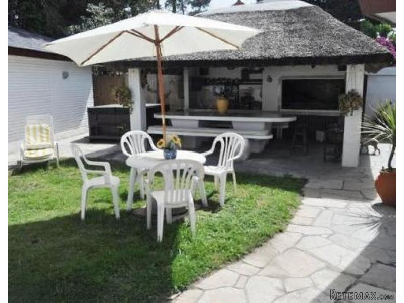 5 Bedroom House - For Rent - Mansa