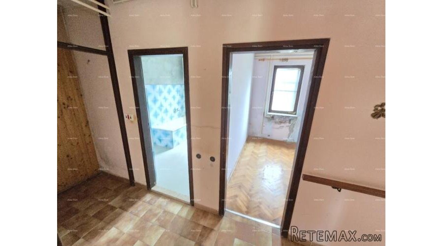 Prostrana kuća u blizini Pule ! Dva stana- 2500 m² z.. - 4