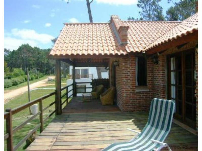 5 Bedroom House - For Rent -.. - 2