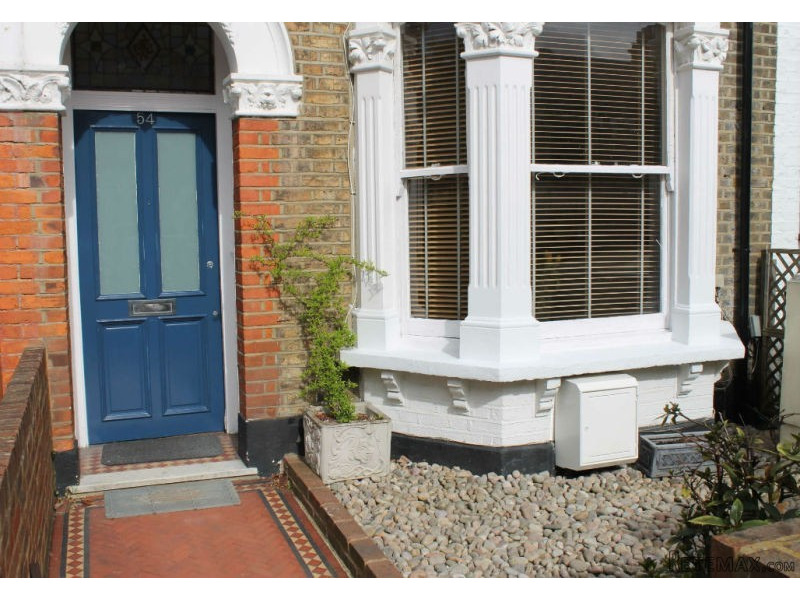 54 Solent Road